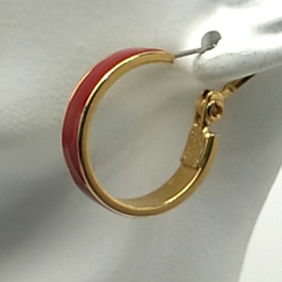 Vintage MONET Red Enamel Inlay Hoop Earrings Gold-Tone - Picture 4 of 16